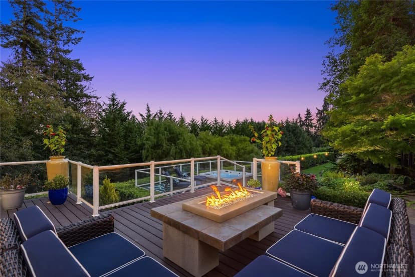 Property photo for 6705 Ne Dapple Court, Bainbridge Island photo 2