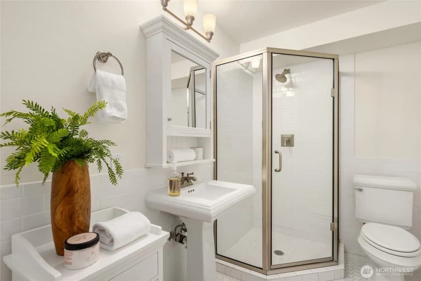 Property photo for 6705 Ne Dapple Court, Bainbridge Island photo 33