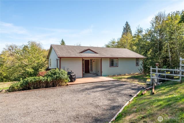 Property photo for 147 Broken Mountain Drive, Kelso photo 2