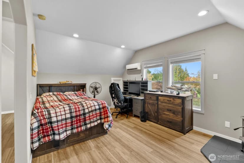 Property photo for 21315 18th Street E, Lake Tapps photo 14