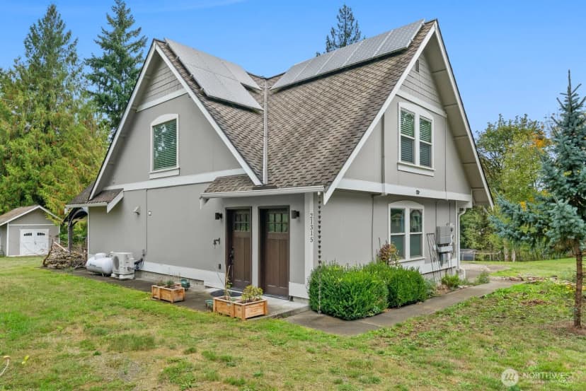 Property photo for 21315 18th Street E, Lake Tapps photo 3