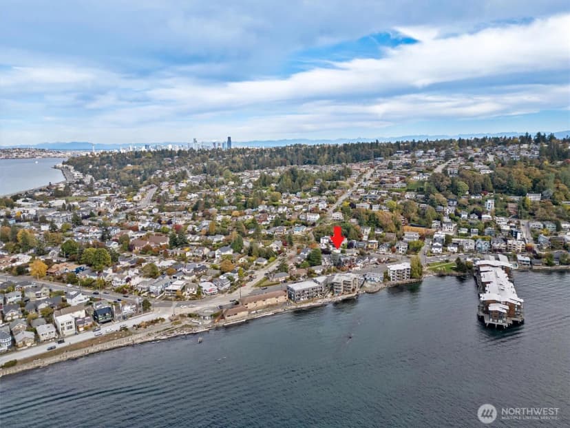 Property photo for 3636 Beach Drive Sw #a, Seattle photo 3