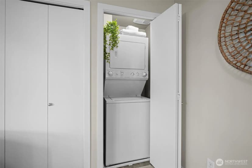 Property photo for 3636 Beach Drive Sw #a, Seattle photo 25