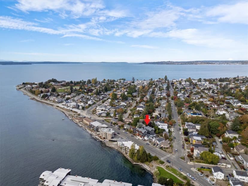 Property photo for 3636 Beach Drive Sw #a, Seattle photo 38