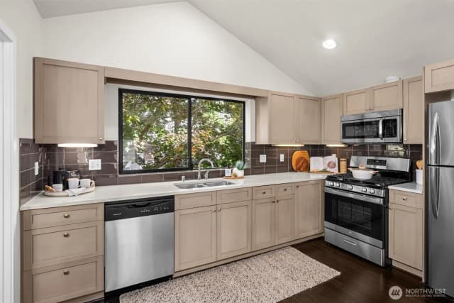 Property photo for 3636 Beach Drive Sw #a, Seattle photo 5