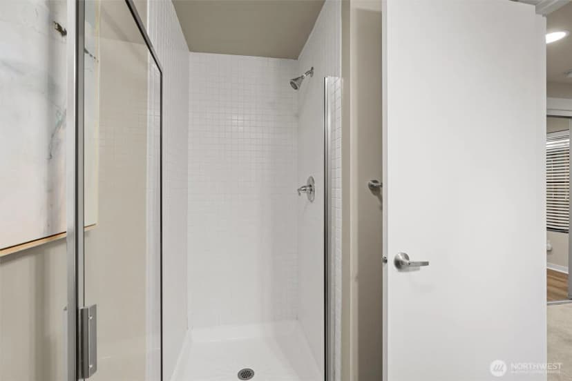 Property photo for 3636 Beach Drive Sw #a, Seattle photo 30