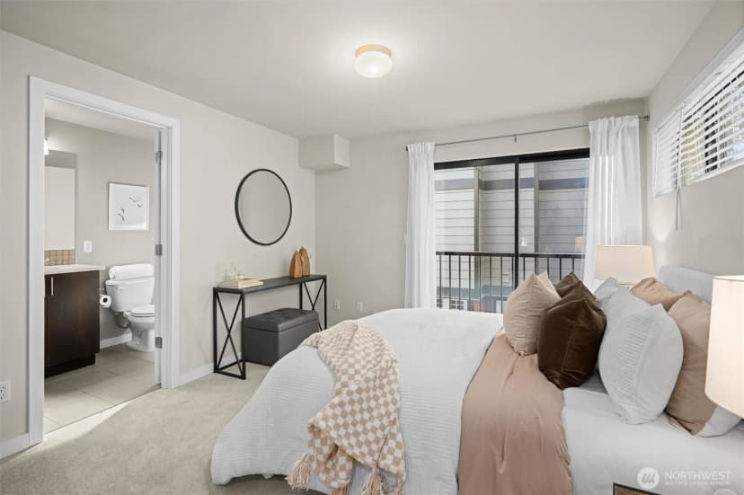 Property photo for 3636 Beach Drive Sw #a, Seattle photo 15