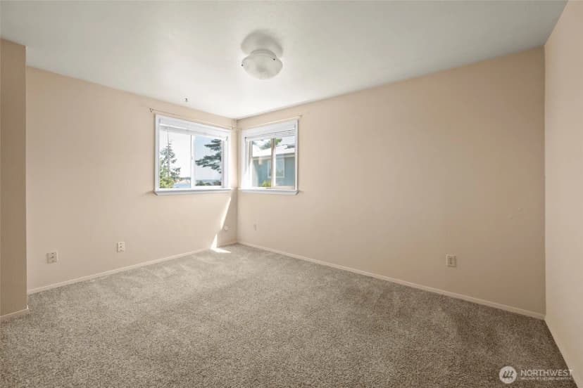 Property photo for 404 Ne 4th Street, Coupeville photo 9