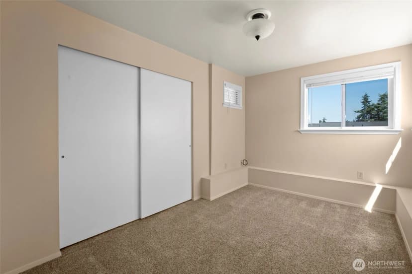 Property photo for 404 Ne 4th Street, Coupeville photo 16