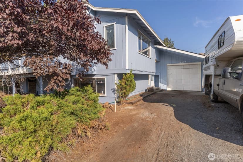 Property photo for 2407 N Aurora Avenue, East Wenatchee photo 3