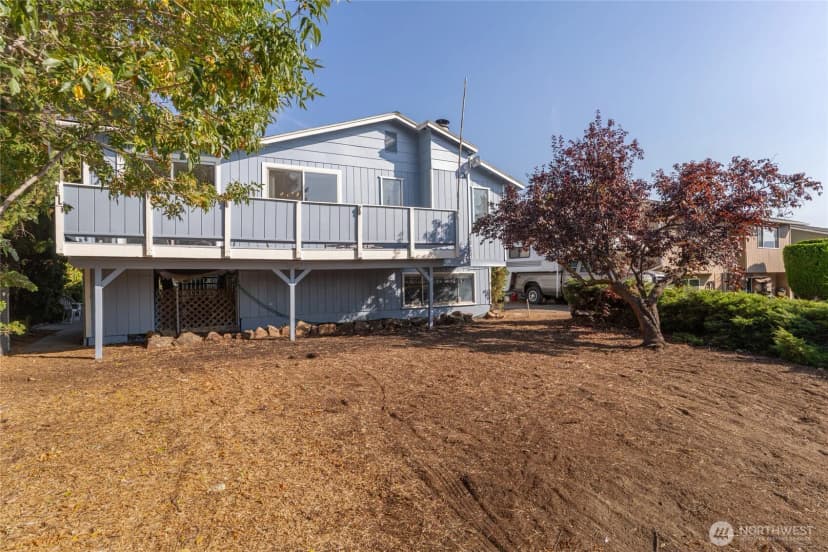 Property photo for 2407 N Aurora Avenue, East Wenatchee