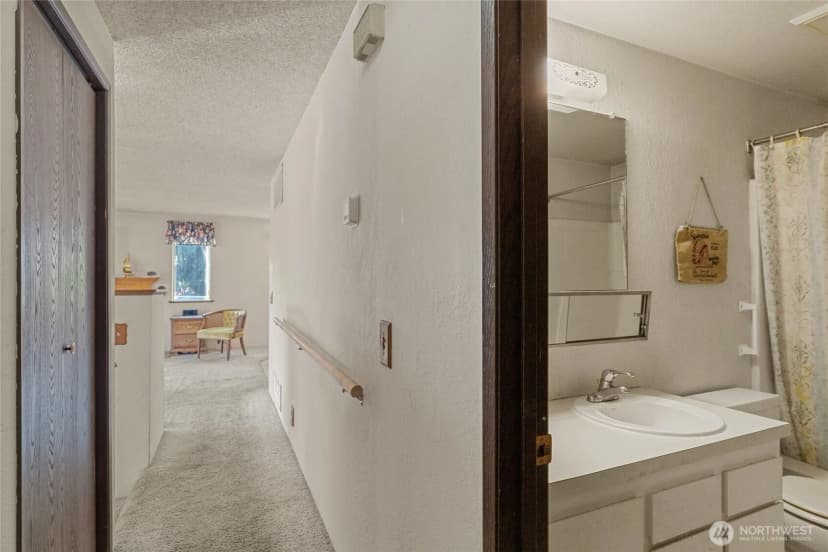Property photo for 2407 N Aurora Avenue, East Wenatchee photo 18