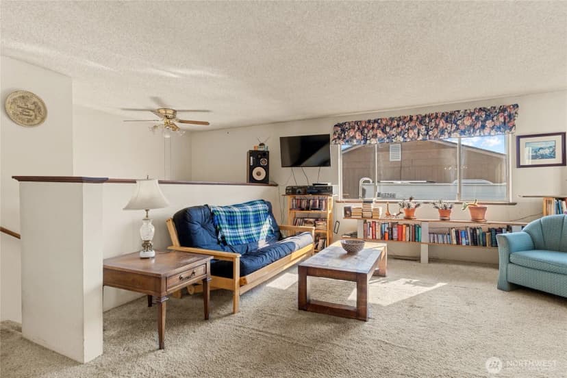 Property photo for 2407 N Aurora Avenue, East Wenatchee photo 10
