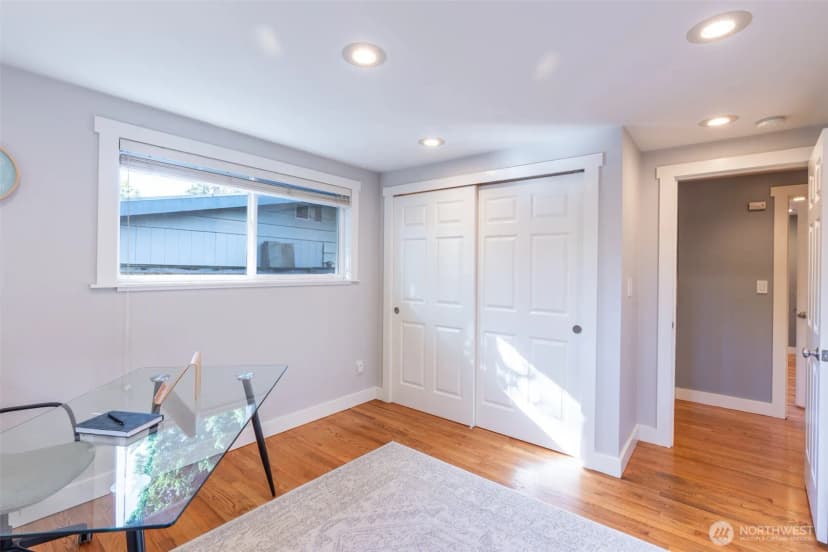 Property photo for 303 Nw 203rd Street, Shoreline photo 20