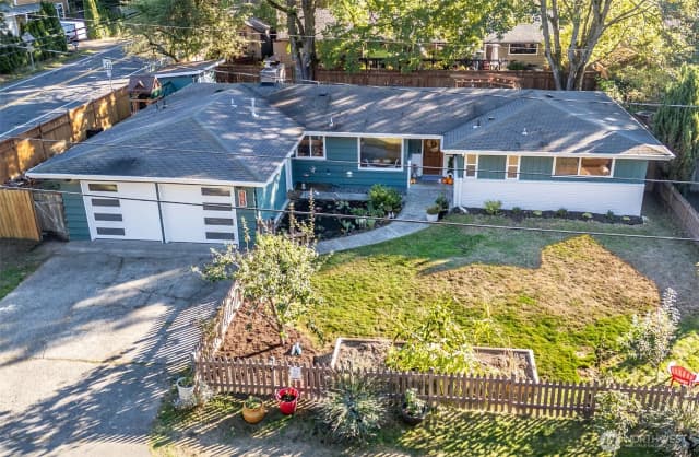 Property photo for 303 Nw 203rd Street, Shoreline