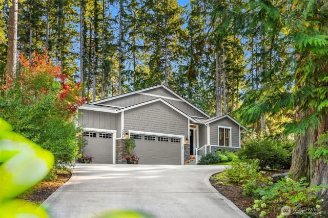 Property photo for 13978 Hidden Heights Lane Ne, Bainbridge Island