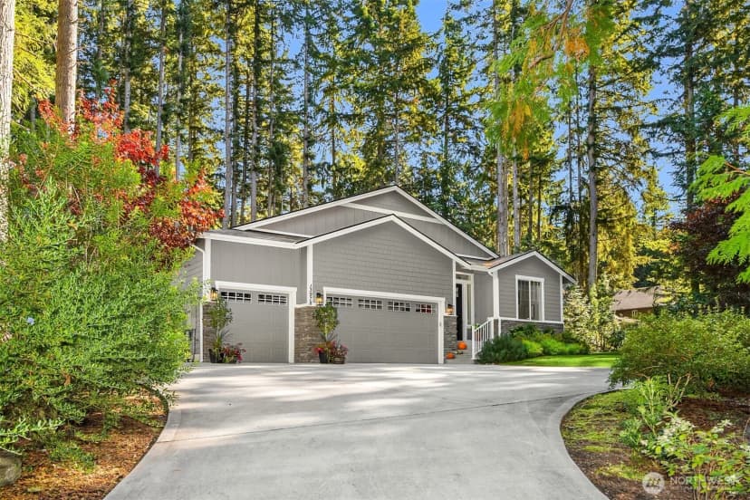 Property photo for 13978 Hidden Heights Lane Ne, Bainbridge Island photo 40