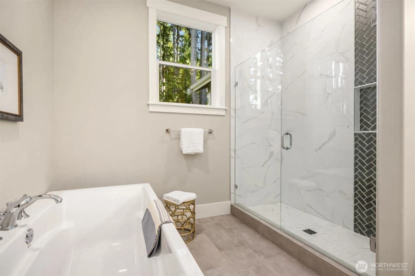 Property photo for 13978 Hidden Heights Lane Ne, Bainbridge Island photo 24