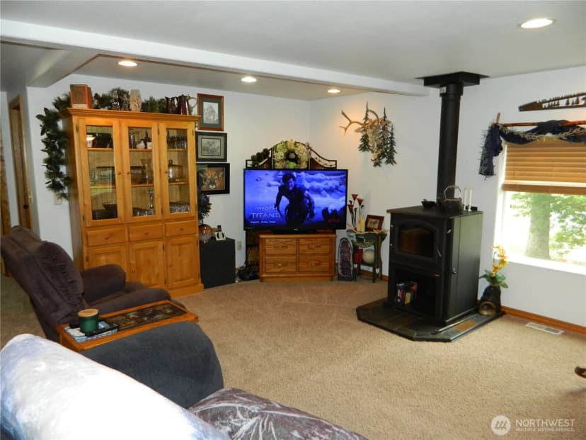 Property photo for 44 Bonaparte Avenue, Tonasket photo 15