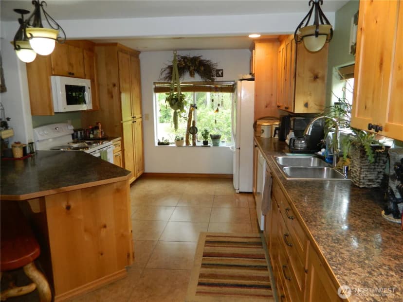 Property photo for 44 Bonaparte Avenue, Tonasket photo 10