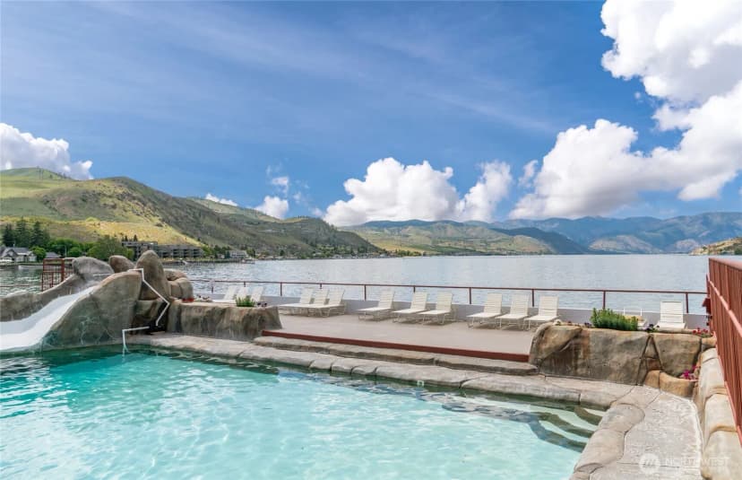 Property photo for 322 W Woodin Avenue #521, Chelan photo 5