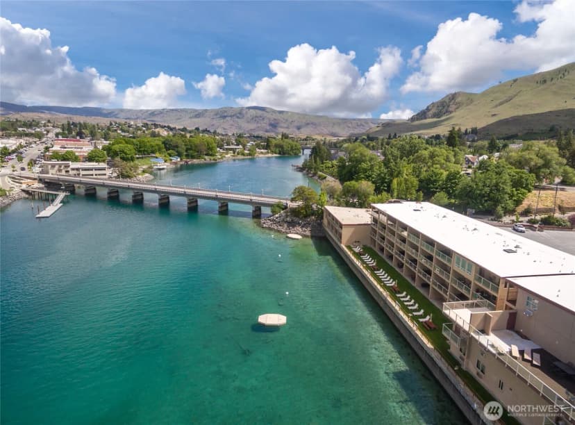 Property photo for 322 W Woodin Avenue #521, Chelan photo 25