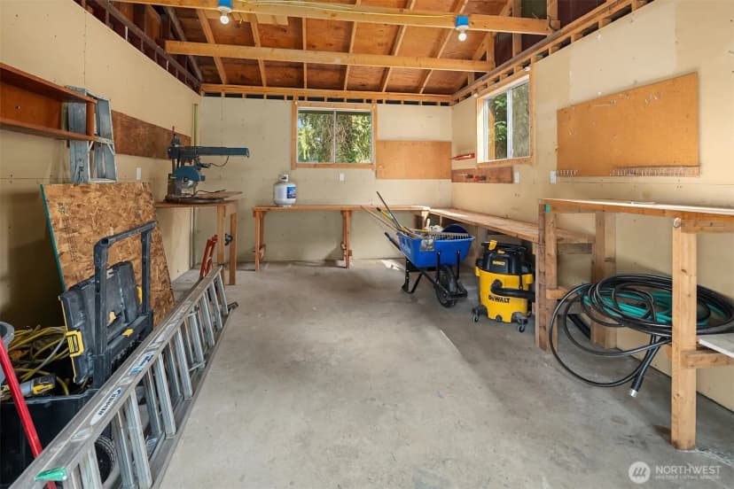 Property photo for 4521 Crescent Avenue, Everett photo 30