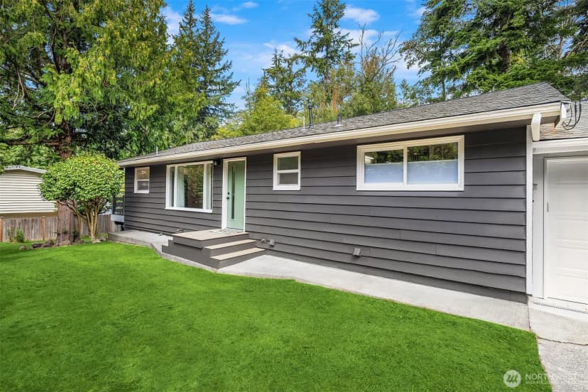Property photo for 4521 Crescent Avenue, Everett photo 33