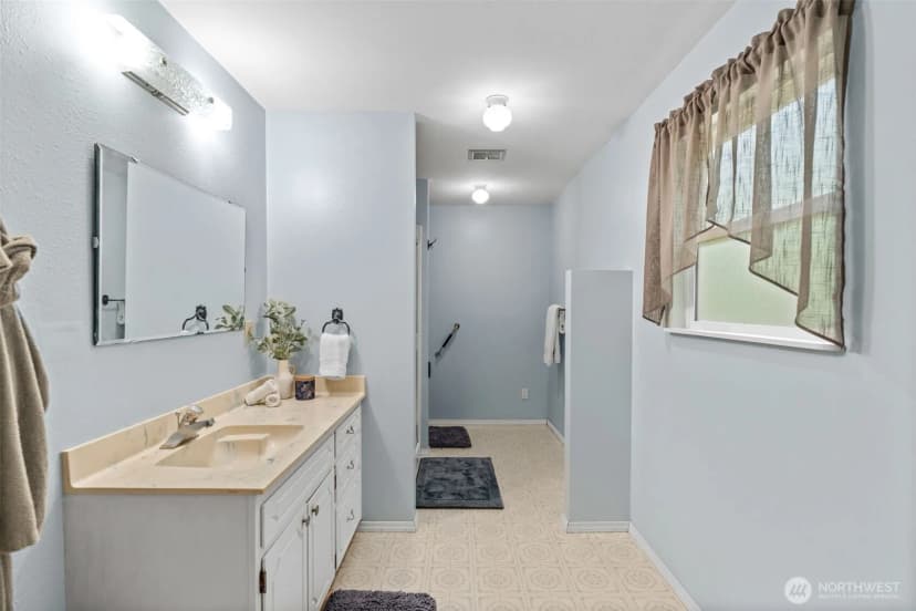 Property photo for 14720 Parkdale Drive Nw, Gig Harbor photo 21