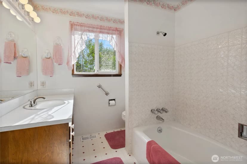 Property photo for 294 S C Street, Buckley photo 23
