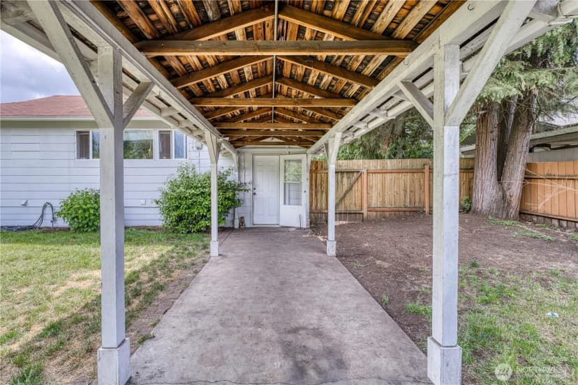 Property photo for 6501 Ardmore Drive Sw, Lakewood photo 18