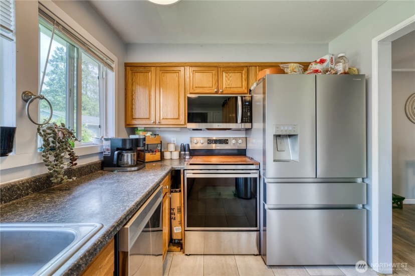 Property photo for 6501 Ardmore Drive Sw, Lakewood photo 8