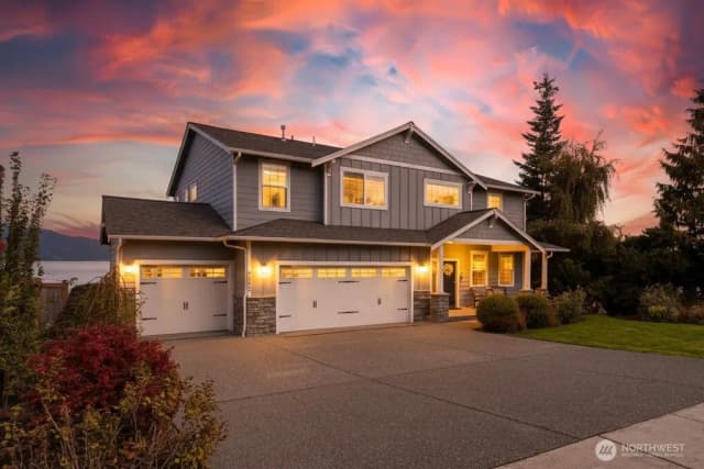 Property photo for 3502 W 3rd Street, Anacortes