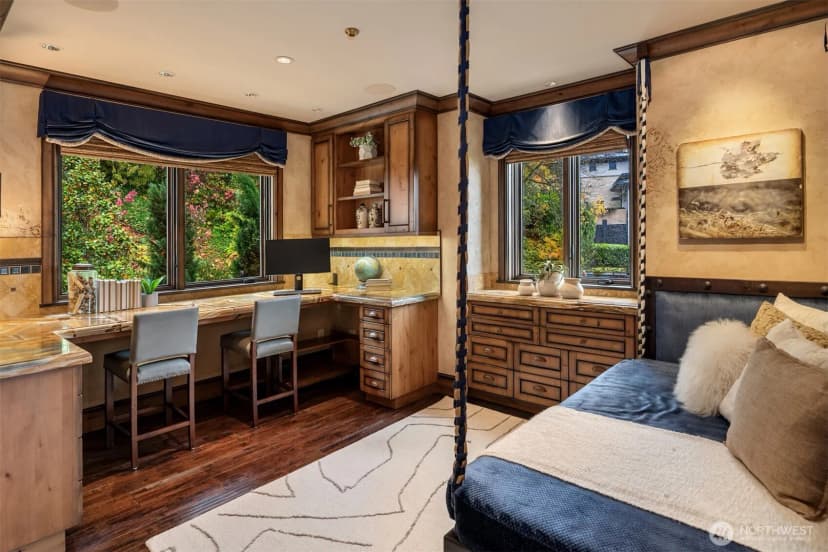 Property photo for 3639 W Mercer Way, Mercer Island photo 25
