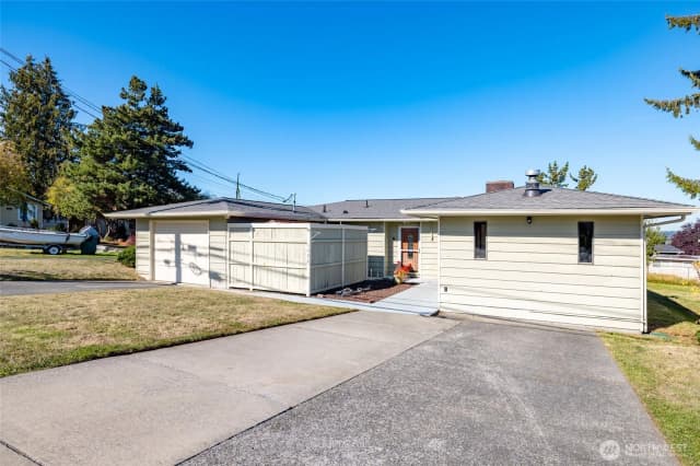 Property photo for 1406 29th Street, Anacortes