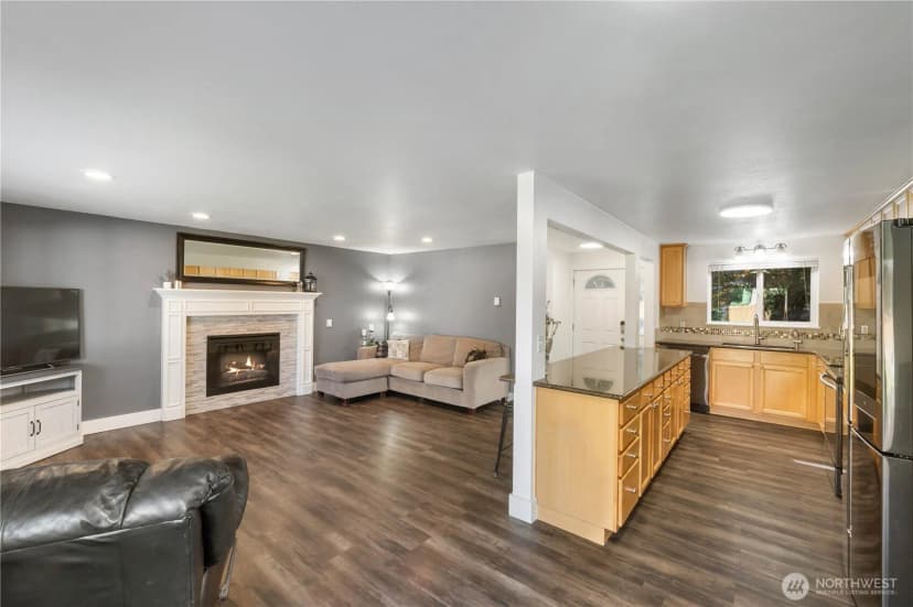 Property photo for 4717 80th Street E, Tacoma photo 8