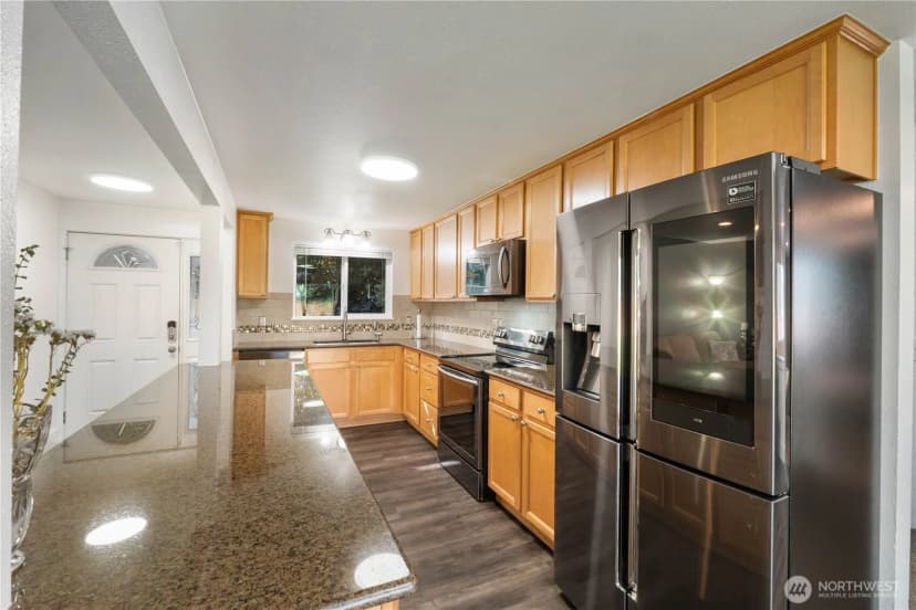 Property photo for 4717 80th Street E, Tacoma photo 6