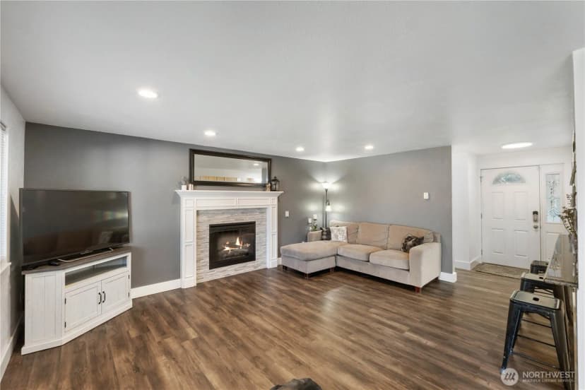Property photo for 4717 80th Street E, Tacoma photo 9