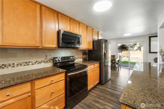 Property photo for 4717 80th Street E, Tacoma photo 5