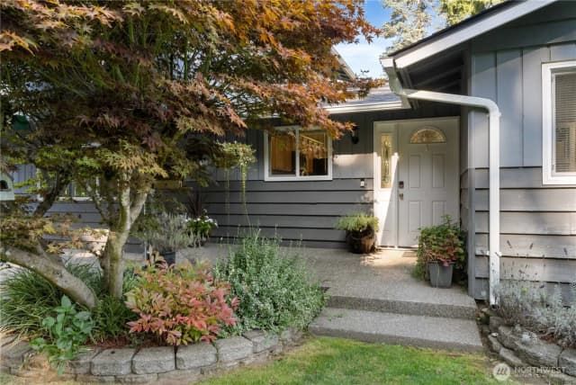 Property photo for 4717 80th Street E, Tacoma photo 3