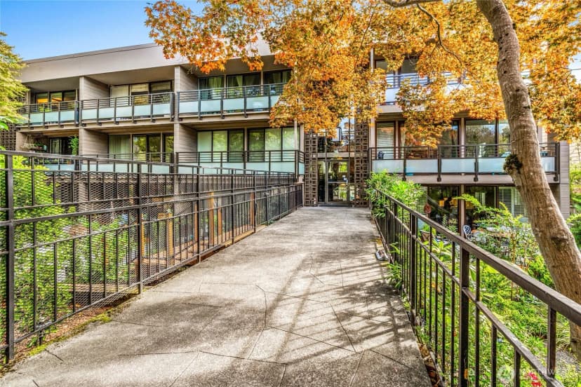 Property photo for 1616 41st Avenue E #301, Seattle