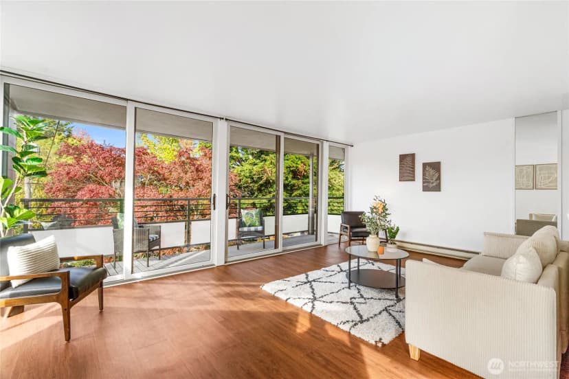 Property photo for 1616 41st Avenue E #301, Seattle photo 5
