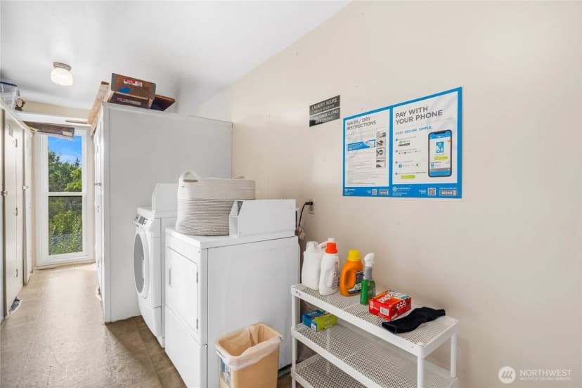 Property photo for 1616 41st Avenue E #301, Seattle photo 18