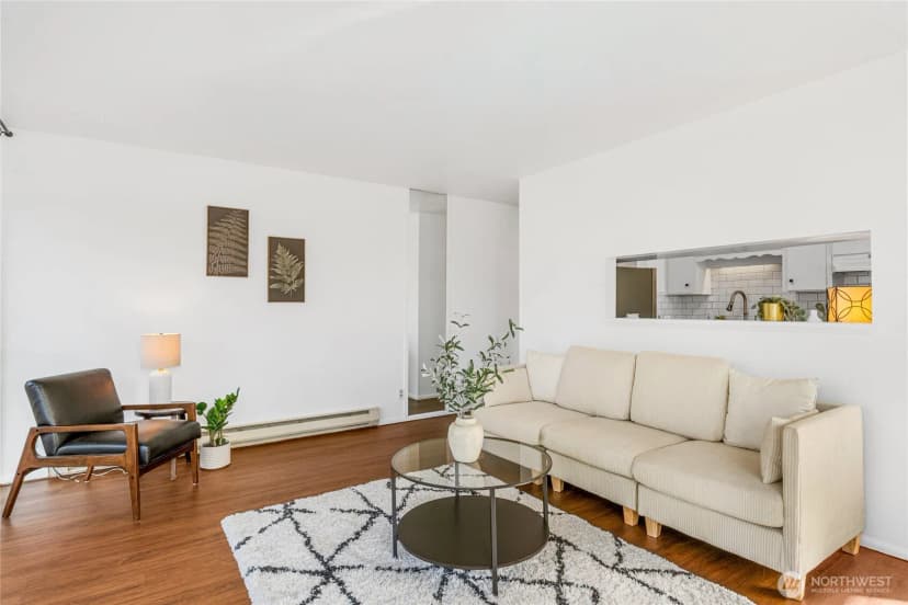 Property photo for 1616 41st Avenue E #301, Seattle photo 8