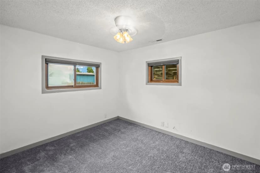 Property photo for 1180 Dorothy Avenue Nw, Bremerton photo 18