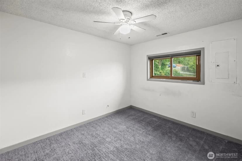 Property photo for 1180 Dorothy Avenue Nw, Bremerton photo 15