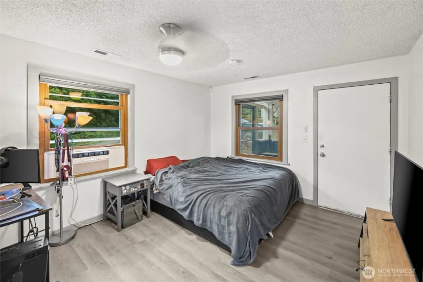 Property photo for 1180 Dorothy Avenue Nw, Bremerton photo 10