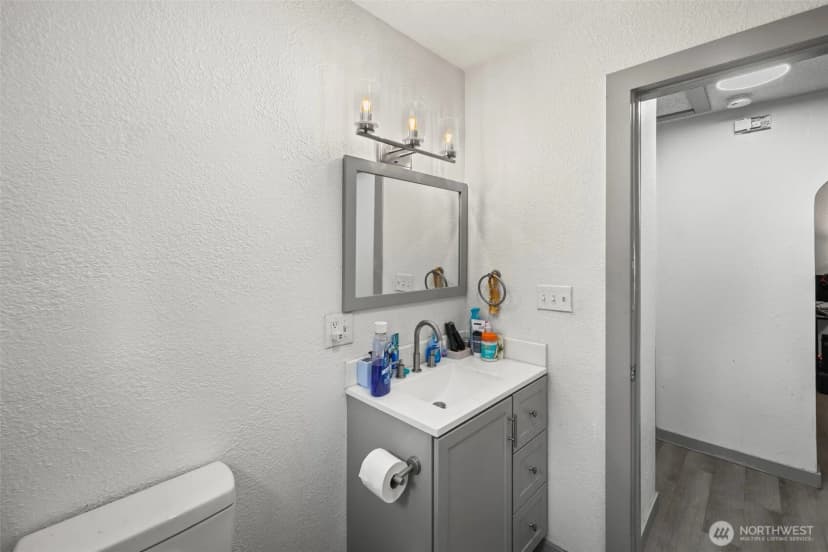 Property photo for 1180 Dorothy Avenue Nw, Bremerton photo 12