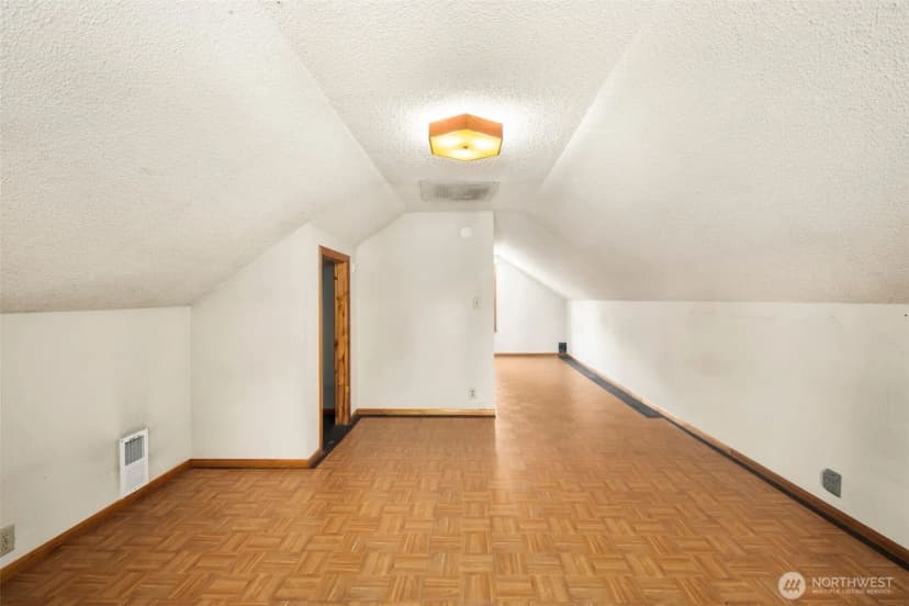 Property photo for 3703 Sw Tillman Street, Seattle photo 24