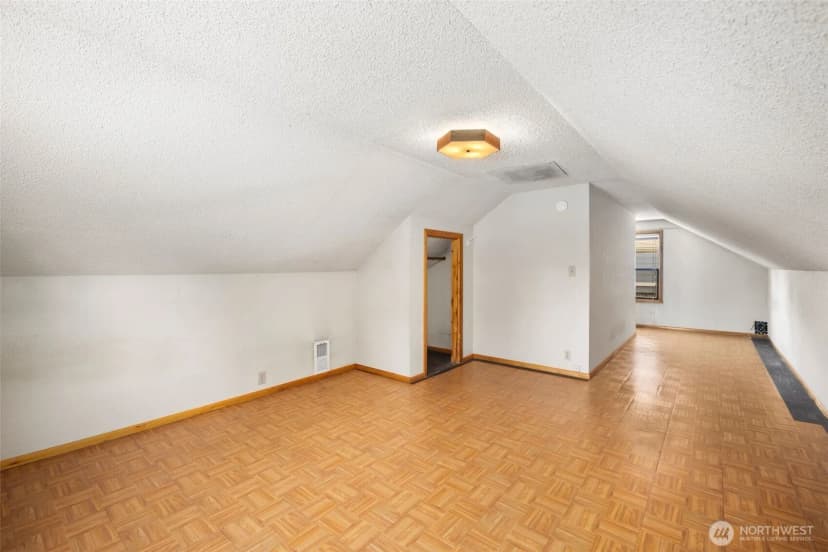 Property photo for 3703 Sw Tillman Street, Seattle photo 18